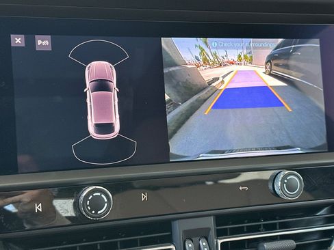 Certified 2023 Porsche Macan S AWD/4WD image 20