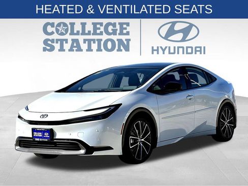 Used 2024 Toyota Prius Limited w/ Limited Premium Package image 6