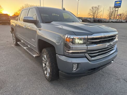 Used 2016 Chevrolet Silverado 1500 High Country w/ High Country Premium Package image 6
