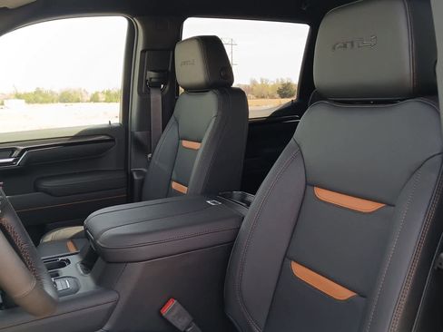 New 2026 GMC Sierra 1500 AT4 w/ AT4 Premium Package AWD/4WD image 25