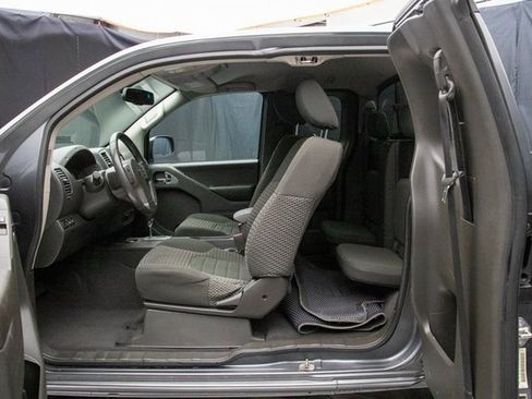 Used 2020 Nissan Frontier SV image 31