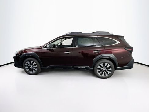 Used 2023 Subaru Outback Touring image 8