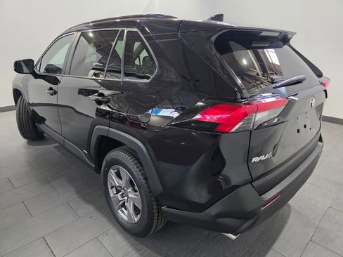 Used 2025 Toyota RAV4 XLE image 3