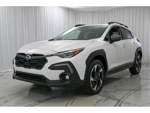 New 2025 Subaru Crosstrek 2.5i Limited w/ Crosstrek Mirror Package image 4