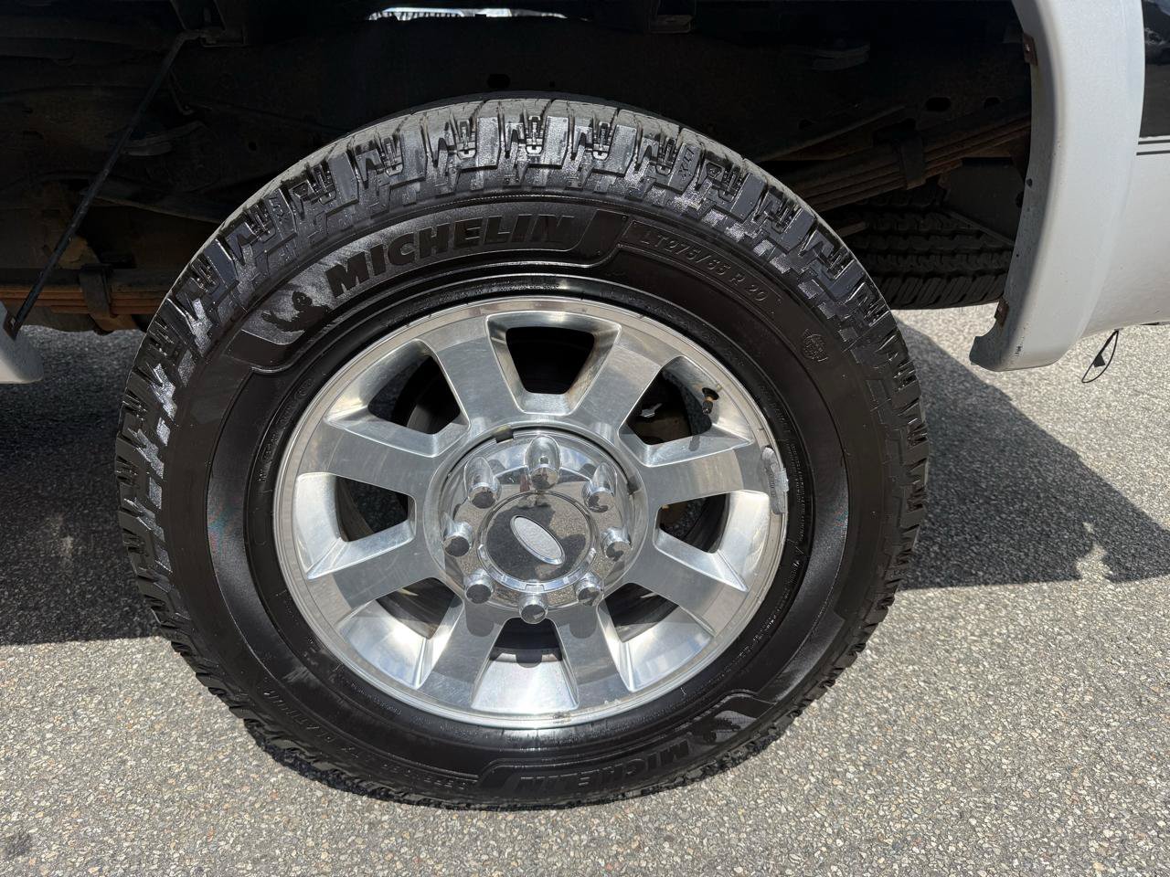 Used 2008 Ford F350 Lariat AWD/4WD image 9