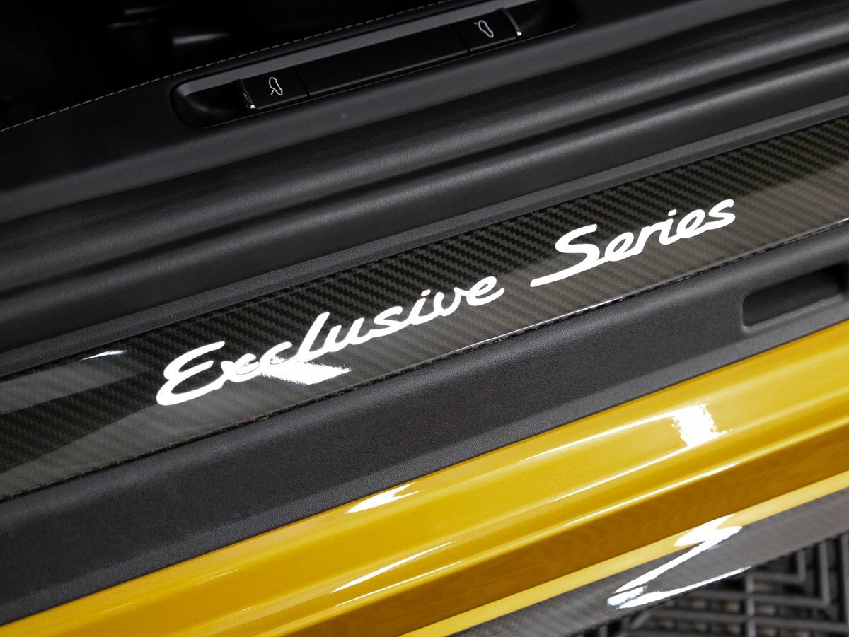 Certified 2018 Porsche 911 Turbo S AWD/4WD image 41