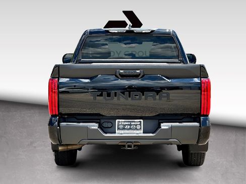 Used 2024 Toyota Tundra SR w/ SR Tow Package RWD image 7
