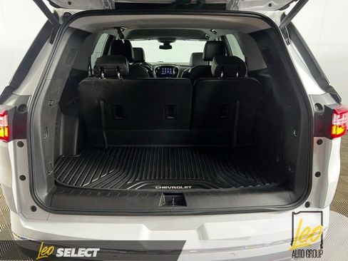 Used 2020 Chevrolet Traverse Premier FWD image 20
