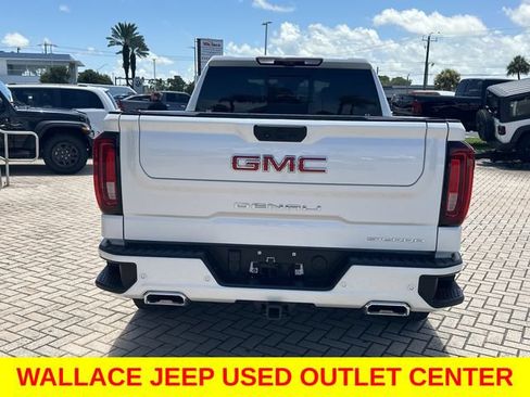 Used 2024 GMC Sierra 1500 Denali w/ Technology Package AWD/4WD image 8