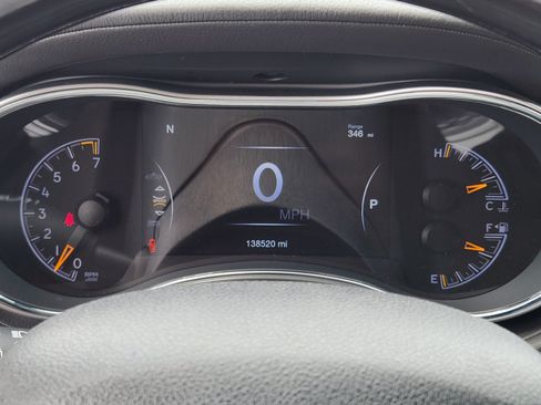 Used 2018 Jeep Grand Cherokee Overland AWD/4WD image 19