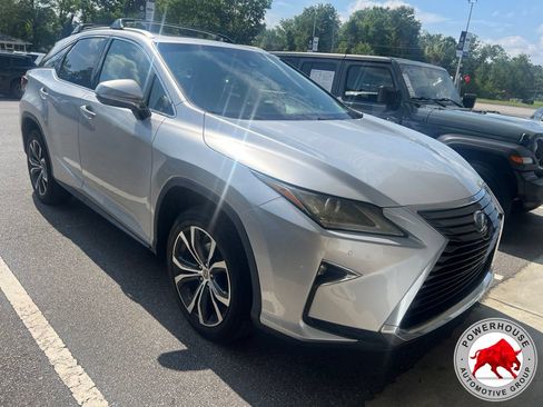 Used 2017 Lexus RX 350 FWD w/ Premium Package image 4
