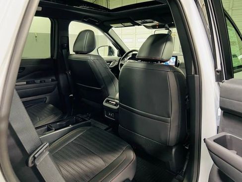 New 2026 Nissan Pathfinder Rock Creek AWD/4WD image 30