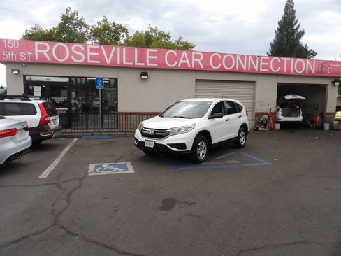 Used 2015 Honda CR-V LX image 1