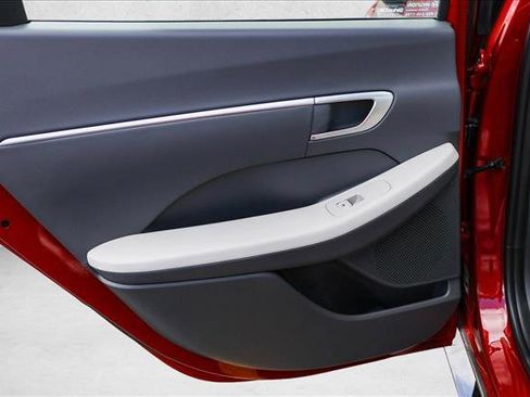 Certified 2025 Hyundai Sonata SEL image 22