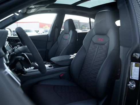 New 2026 Audi RS Q8 performance image 20