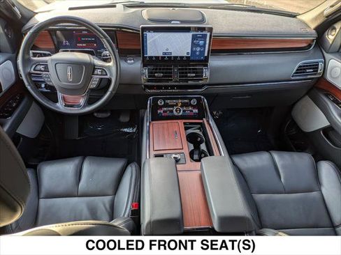 Used 2024 Lincoln Navigator Reserve image 24