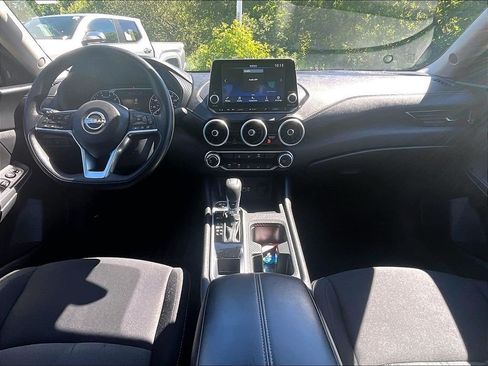 Used 2024 Nissan Sentra SV FWD image 21