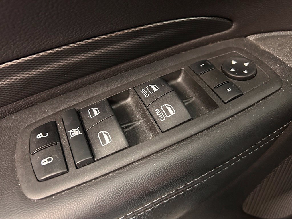 Used 2022 Dodge Durango GT AWD/4WD image 11