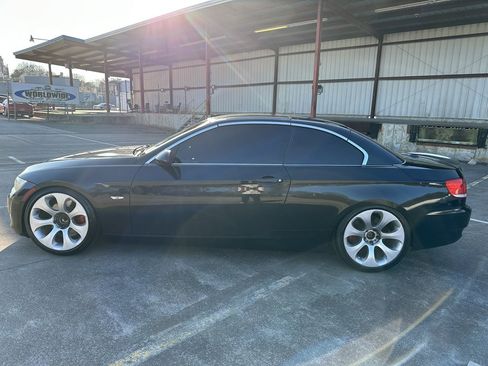Used 2009 BMW 335i Convertible w/ Premium Pkg image 3