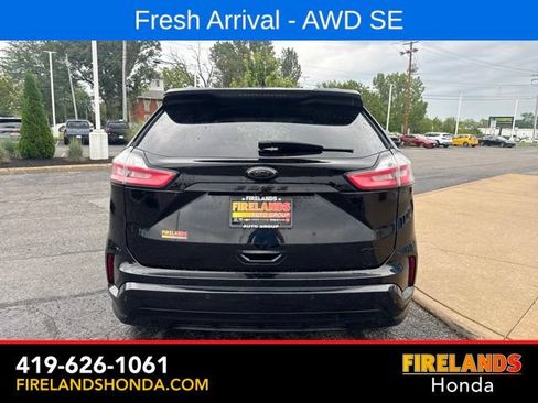 Used 2022 Ford Edge SE w/ Black Appearance Package AWD/4WD image 4