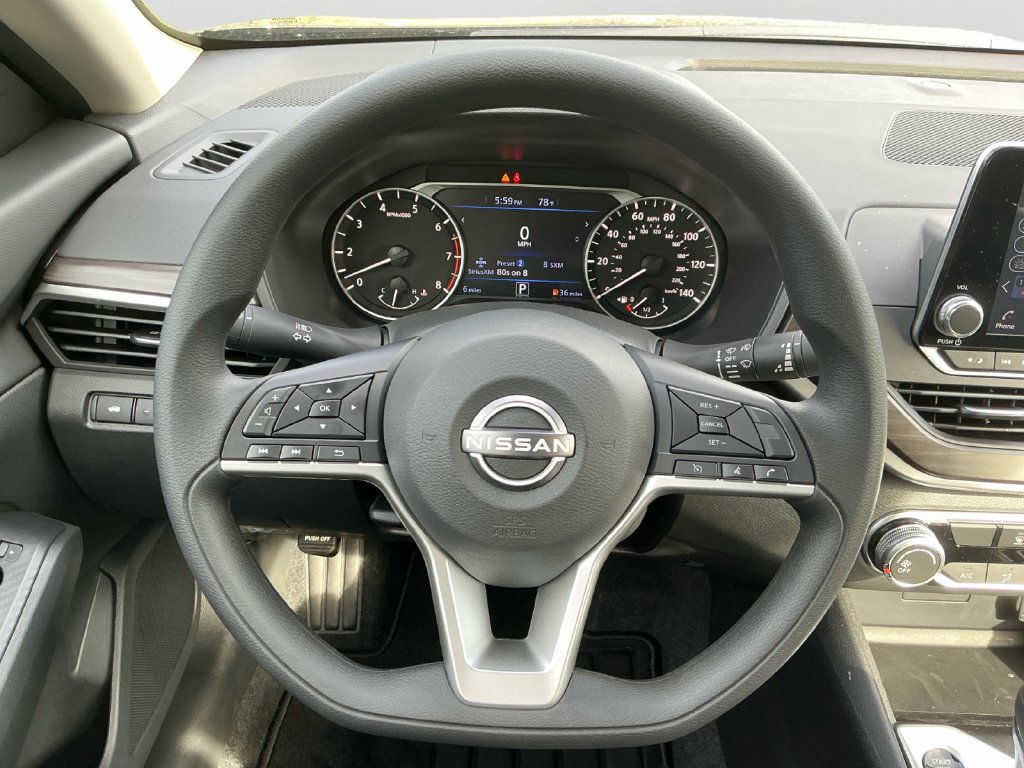Used 2026 Nissan Altima 2.5 SV FWD image 19