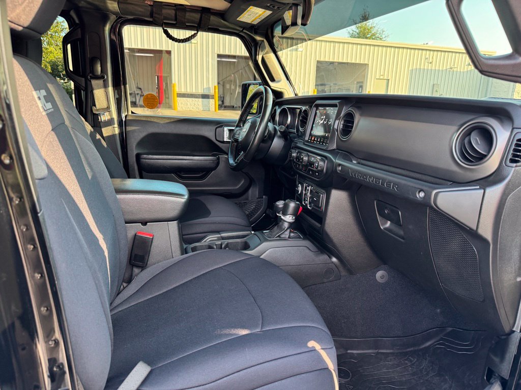Used 2022 Jeep Wrangler Unlimited Sport AWD/4WD image 26