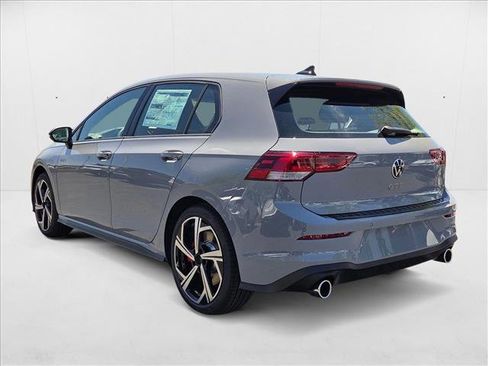 New 2025 Volkswagen Golf SE image 9