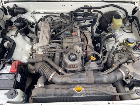 Used 1994 Toyota Pickup DX image 20