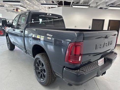 New 2026 RAM 3500 Big Horn AWD/4WD image 8