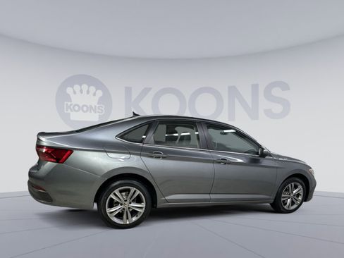 Used 2024 Volkswagen Jetta SE image 13