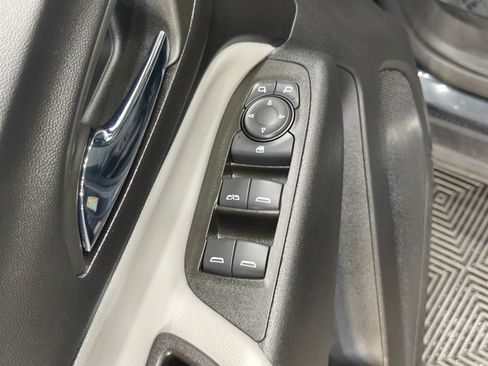 Used 2023 Chevrolet Equinox LT FWD image 42