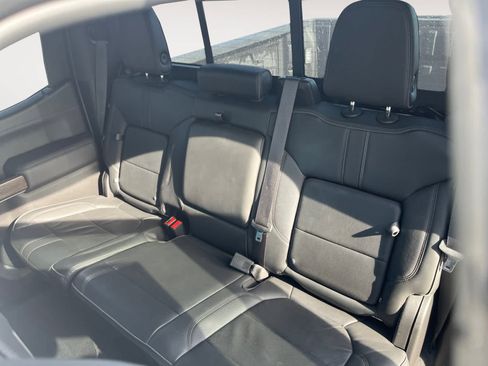 Used 2022 Chevrolet Silverado 1500 High Country image 13