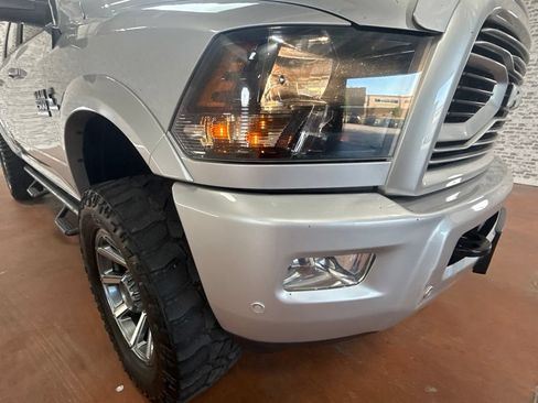 Used 2018 RAM 2500 Big Horn w/ Sport Appearance Group AWD/4WD image 9
