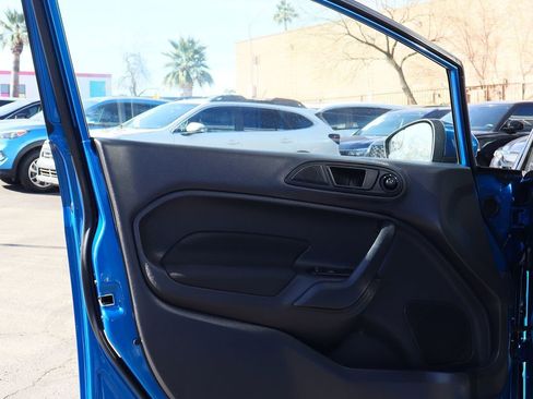 Used 2018 Ford Fiesta SE image 35