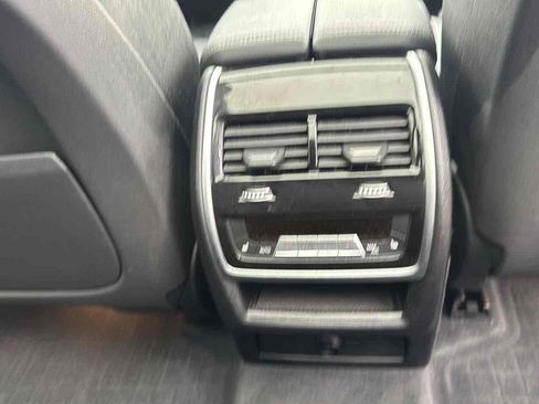 Used 2019 BMW X5 xDrive40i w/ Premium Package 2 AWD/4WD image 21
