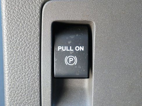 Used 2020 Ford Expedition Max XLT AWD/4WD image 30