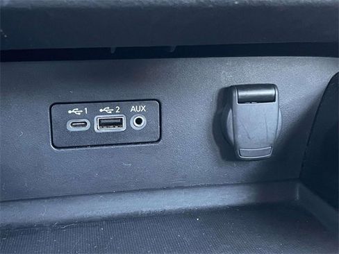 Used 2024 Nissan Altima 2.5 SV image 29