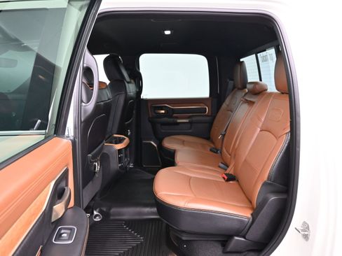 Used 2023 RAM 2500 Limited AWD/4WD image 11