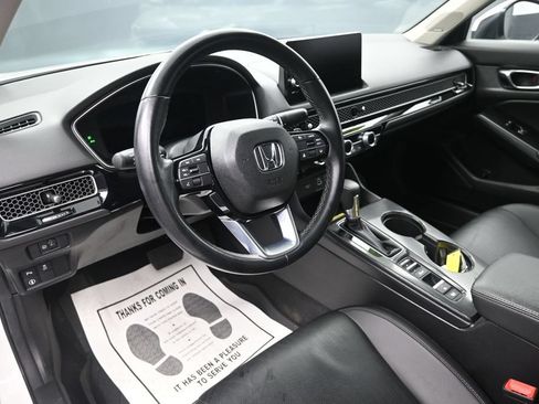 Used 2024 Honda Civic Touring image 12