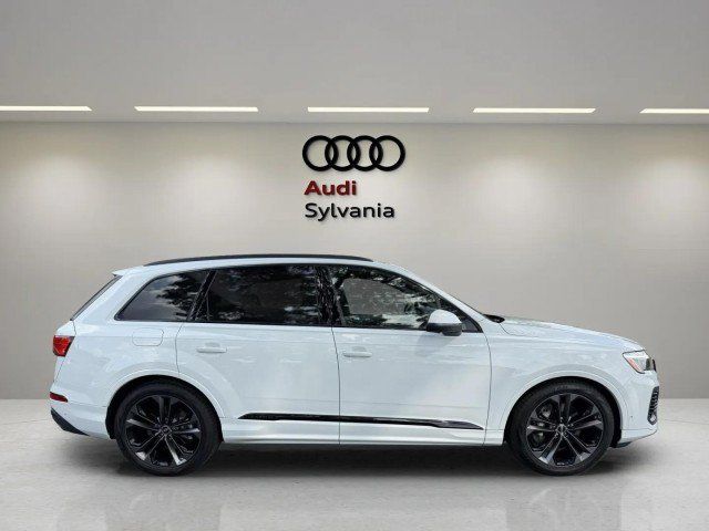 Certified 2025 Audi Q7 3.0T Premium Plus w/ Premium Plus Package AWD/4WD image 9