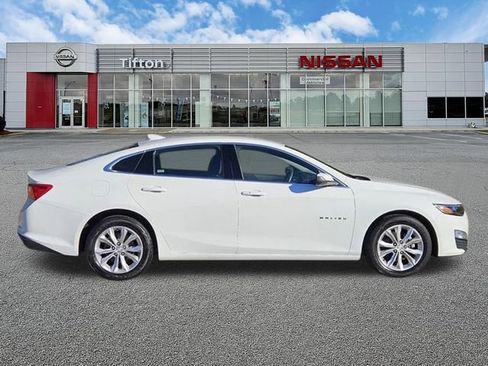 Used 2024 Chevrolet Malibu LT FWD image 3