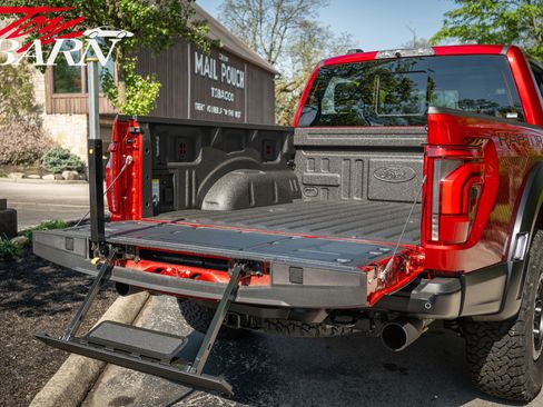 Used 2026 Ford F150 Raptor AWD/4WD image 12