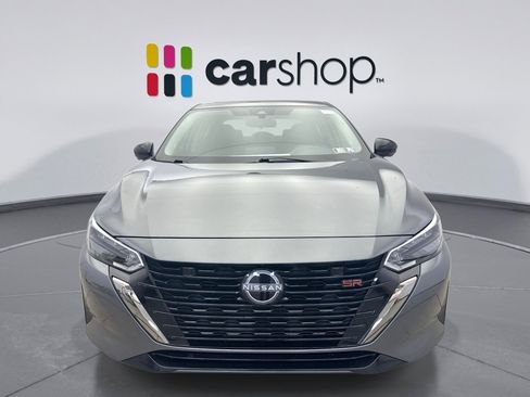 Used 2024 Nissan Sentra SR w/ SR Premium Package image 8