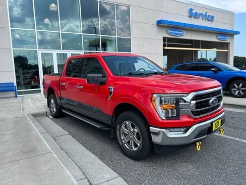 Used 2021 Ford F150 XLT w/ Equipment Group 302A High AWD/4WD image 3