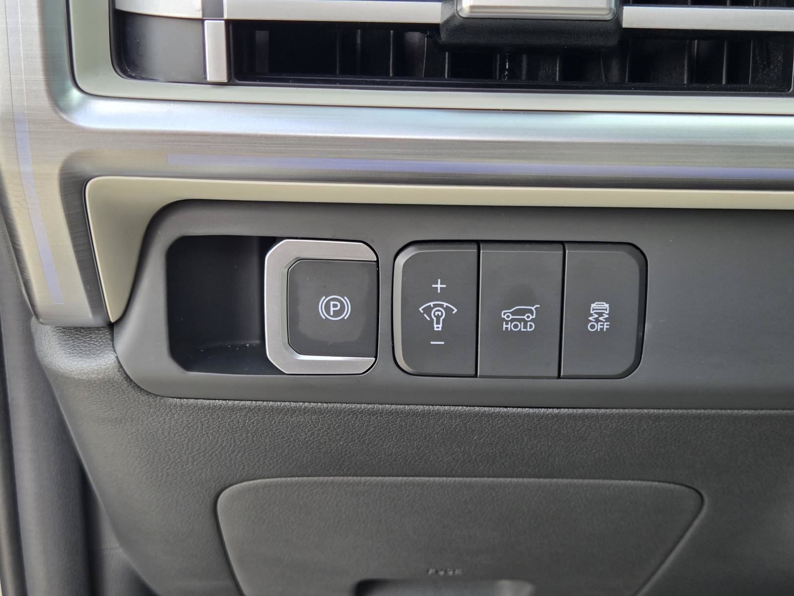 Used 2024 Hyundai Santa Fe Calligraphy FWD image 28
