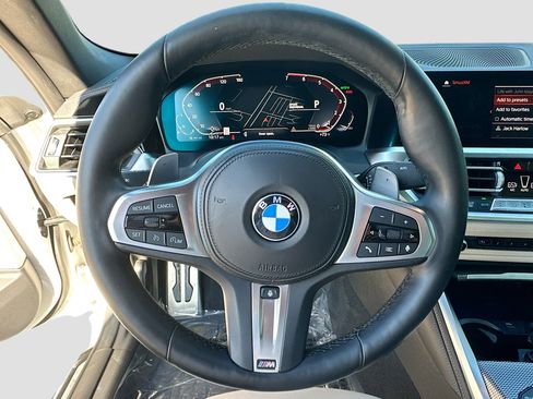 Used 2023 BMW 430i Convertible w/ M Sport Package image 11