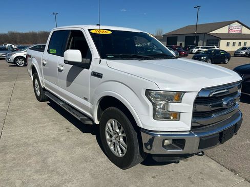 Used 2016 Ford F150 Lariat w/ Equipment Group 501A Mid image 3