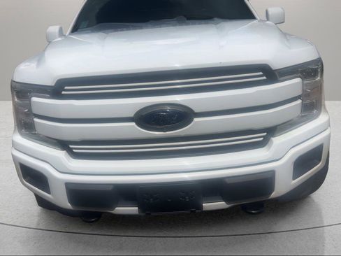 Used 2019 Ford F150 Lariat w/ Equipment Group 502A Luxury AWD/4WD image 2