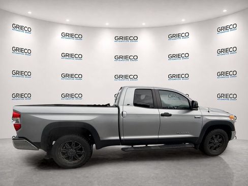 Used 2015 Toyota Tundra SR5 RWD image 8