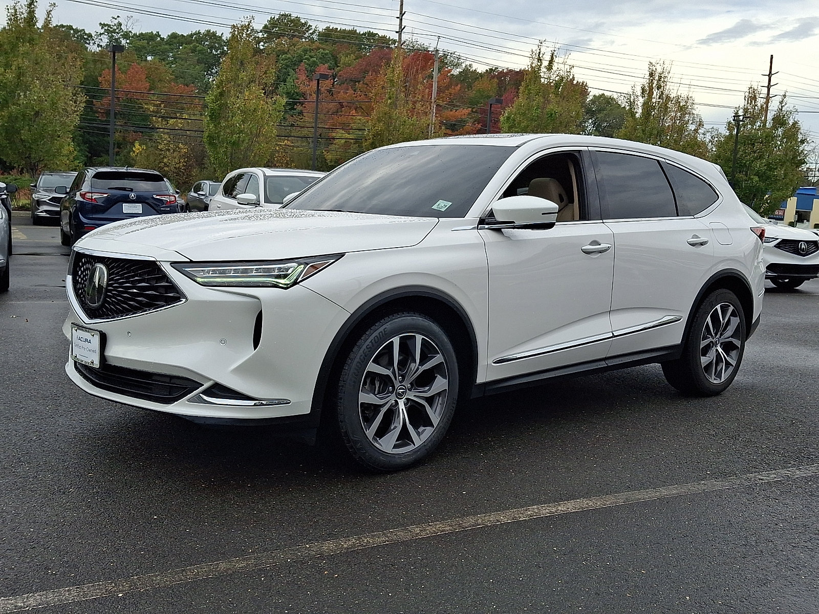 Certified 2024 Acura MDX w/ Technology Package AWD/4WD image 3